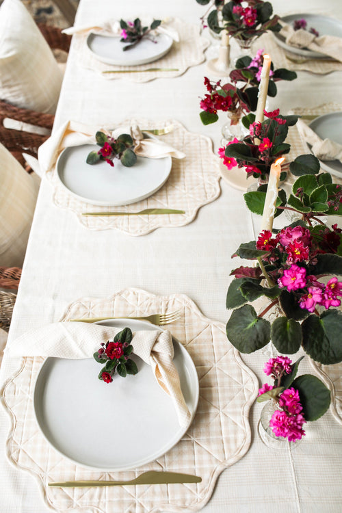 MARIANNE PLAID - Cream Tablecloth