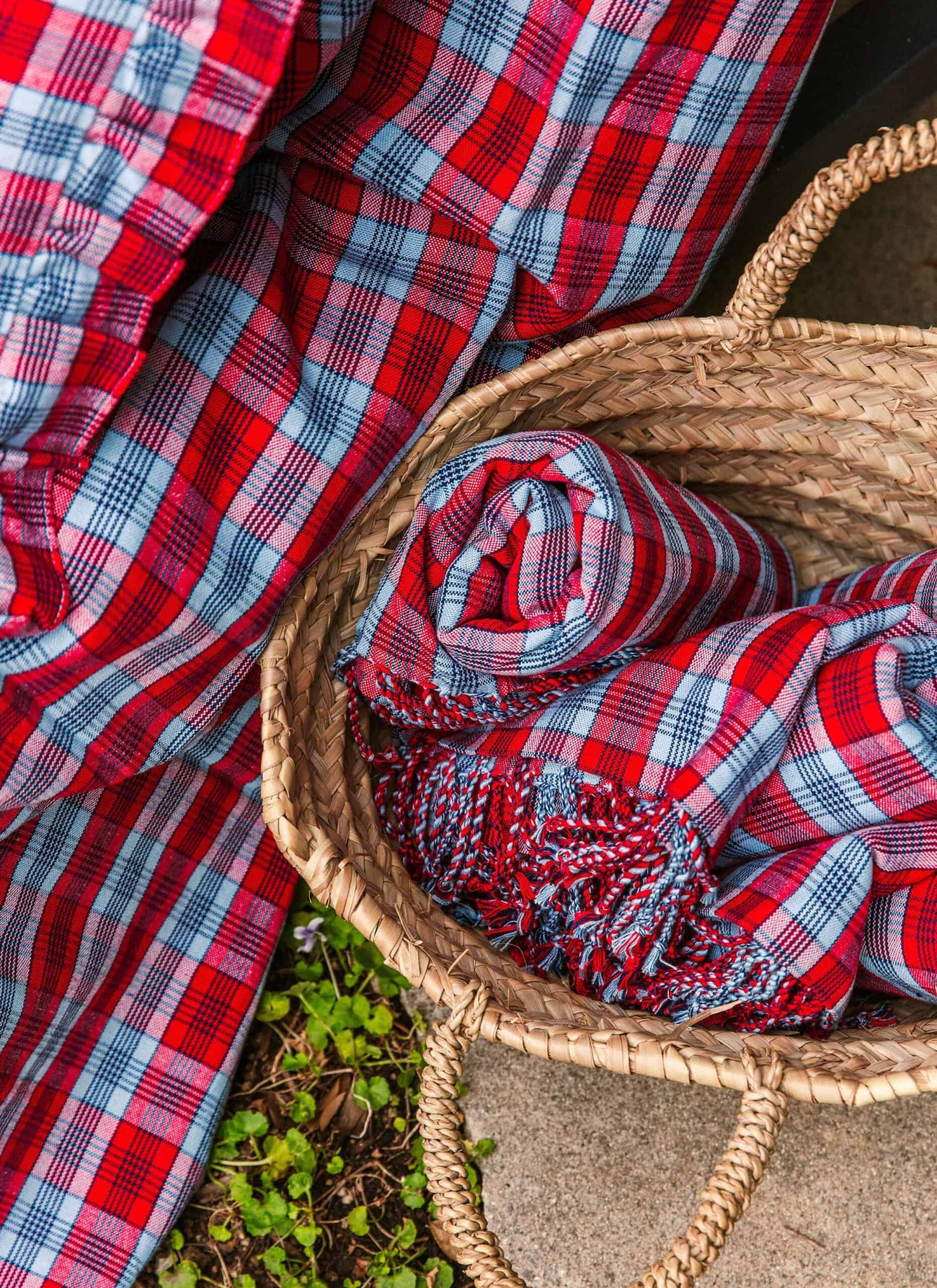 NANTUCKET PLAID -  Red Beach Towel