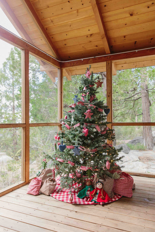 ANNABELLE PLAID - Red Quilted Tree Skirt