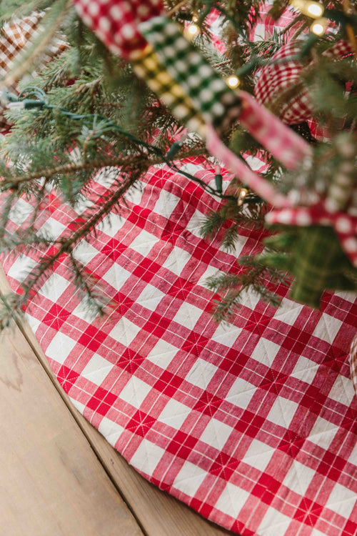 ANNABELLE PLAID - Red Quilted Tree Skirt